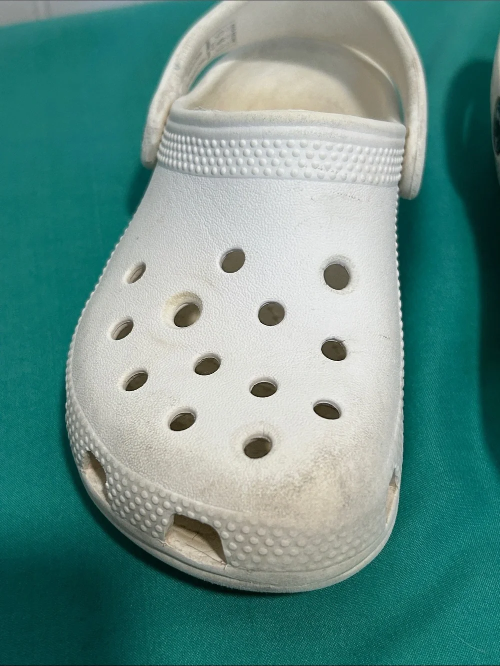 CROCS Kids White Clog Sandals with Heel Strap Sz: c11